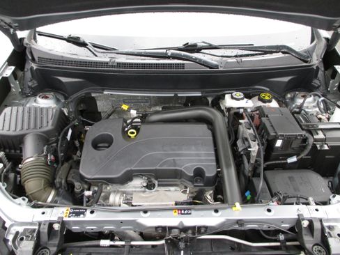 Used 2023 Chevrolet Equinox Premier image 29