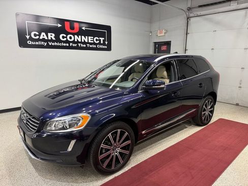 Used 2016 Volvo XC60 T5 Platinum FWD image 2