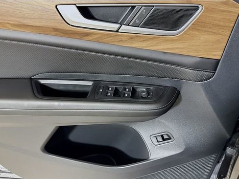 New 2026 Volkswagen Atlas SE image 15