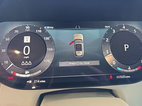 Used 2025 Land Rover Range Rover SE AWD/4WD image 20