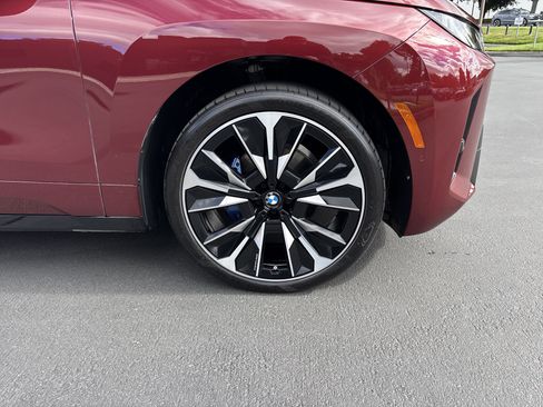 Used 2026 BMW iX xDrive45 w/ M Sport Package AWD/4WD image 13