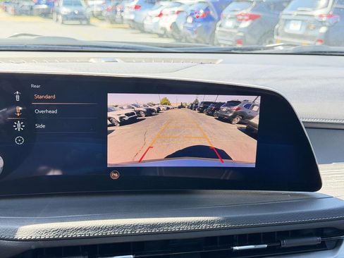 Used 2025 Cadillac XT4 Premium Luxury AWD/4WD image 23