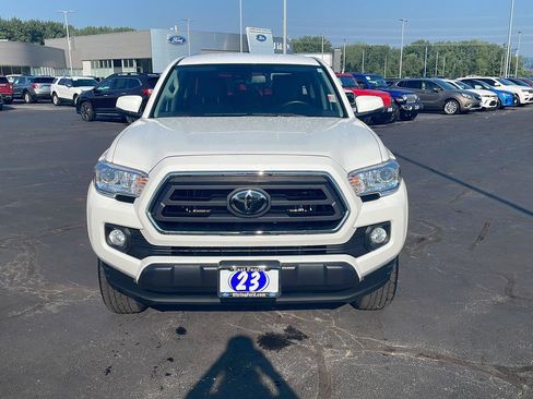 Used 2023 Toyota Tacoma SR5 w/ Technology Package AWD/4WD image 10