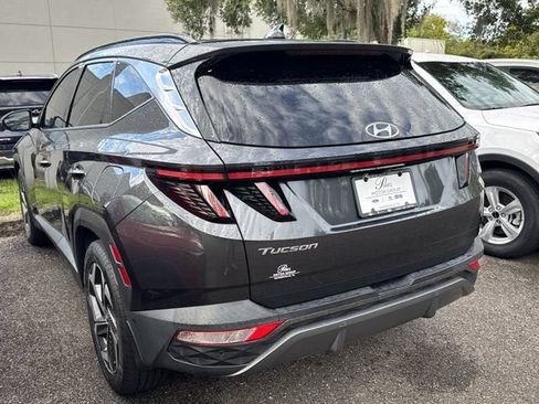 Used 2022 Hyundai Tucson Limited FWD image 4