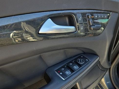 Used 2014 Mercedes-Benz CLS 550 image 21