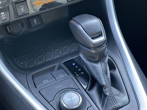 Used 2021 Toyota RAV4 XSE w/ XSE Grade Weather Package image 30