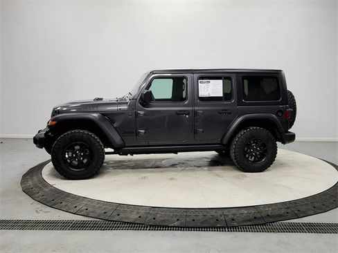 Used 2024 Jeep Wrangler Willys image 4