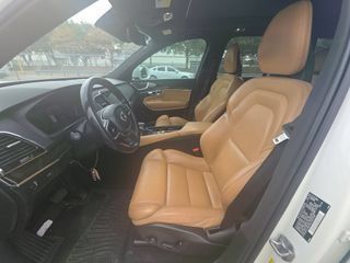 Used 2018 Volvo XC90 T6 Momentum w/ Convenience Package AWD/4WD image 5