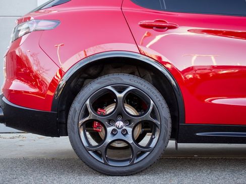 New 2025 Alfa Romeo Stelvio Sprint w/ Veloce Package image 6