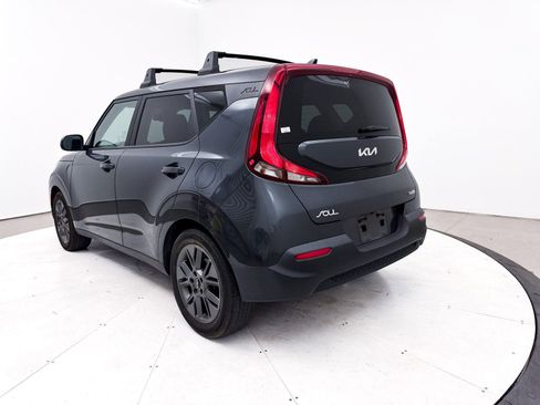 Used 2022 Kia Soul EX image 14