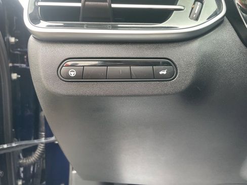 Used 2023 INFINITI QX60 Sensory w/ Cargo Package FWD image 19