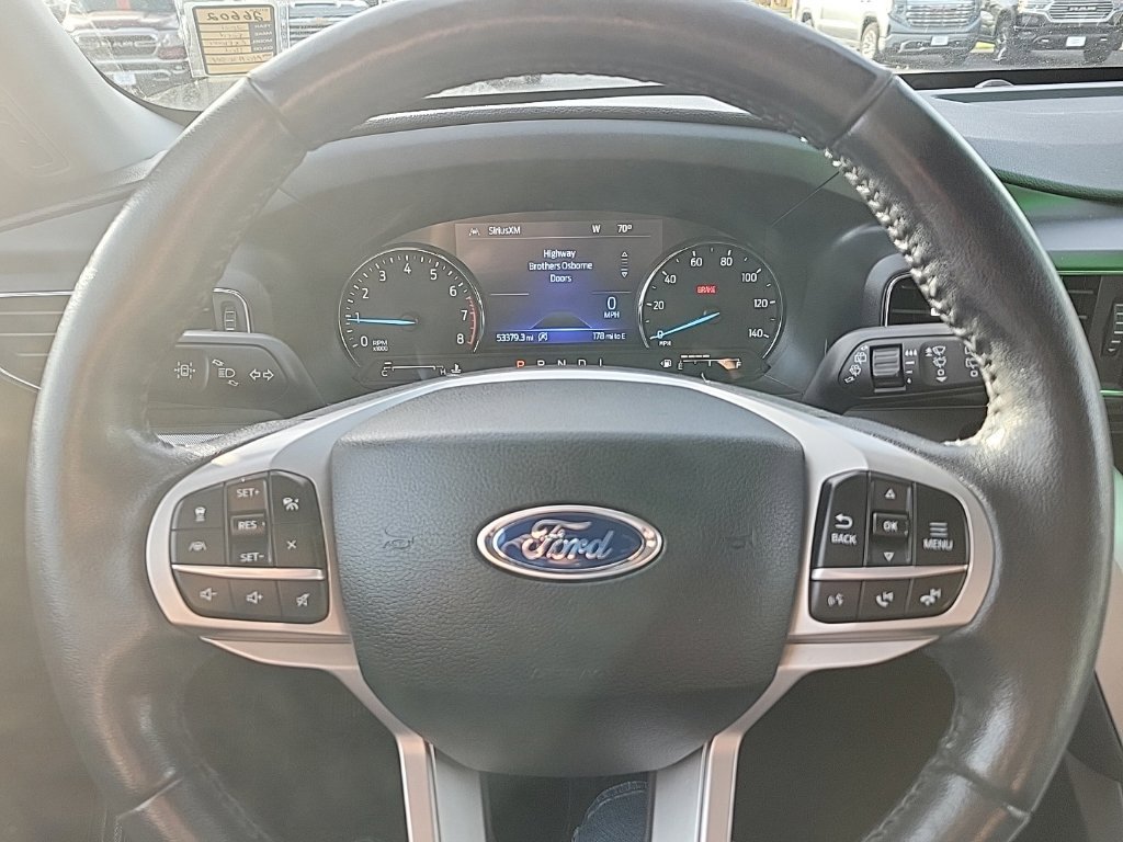 Used 2021 Ford Explorer XLT w/ Equipment Group 202A AWD/4WD image 15