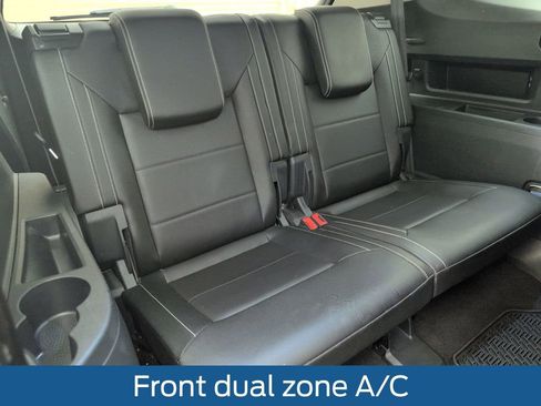 Used 2023 Volkswagen Atlas SEL AWD/4WD image 18