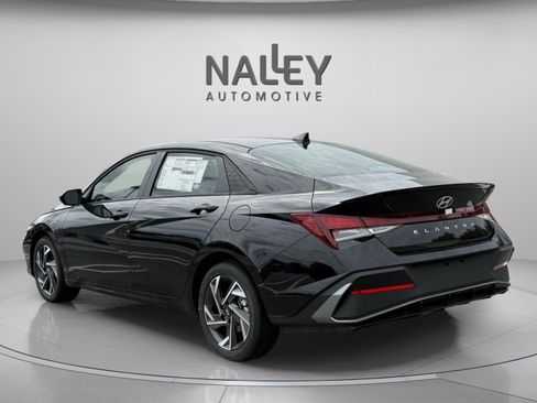 New 2025 Hyundai Elantra Sport image 4