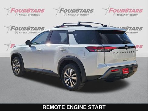 New 2026 Nissan Pathfinder SL image 7