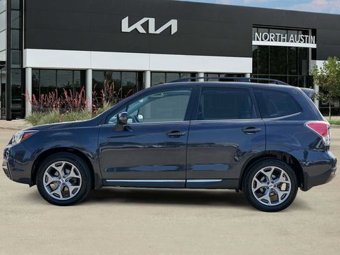 Used 2018 Subaru Forester 2.5i Touring AWD/4WD image 3