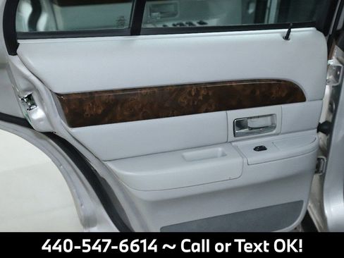 Used 2005 Mercury Grand Marquis LS image 25