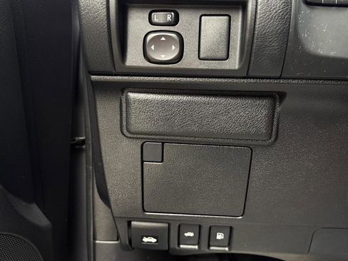 Used 2014 Lexus ES 350 w/ Premium Package FWD image 44