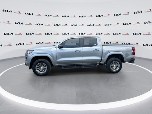 Used 2024 Chevrolet Colorado LT RWD image 5