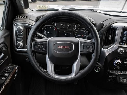 Used 2020 GMC Sierra 1500 SLE w/ X31 Off-Road Package AWD/4WD image 15