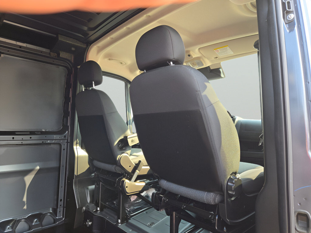 Used 2026 RAM ProMaster 1500 w/ Convenience Group FWD image 10