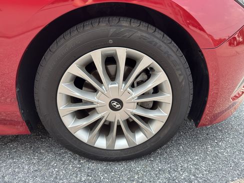 Used 2015 Hyundai Sonata Limited w/ Option Group 05 FWD image 35