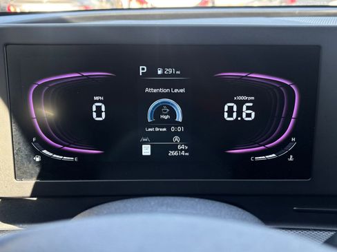 Used 2025 Kia Sportage LX image 39