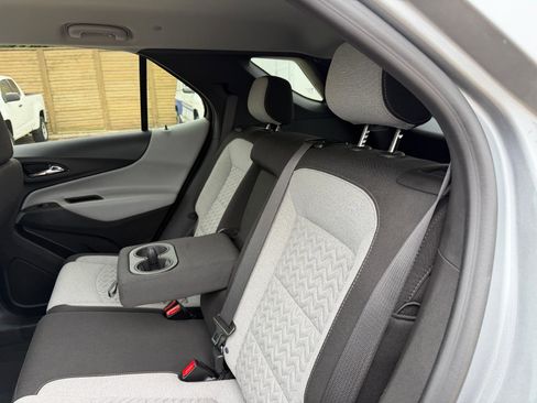Used 2023 Chevrolet Equinox LS w/ LS Convenience Package FWD image 20