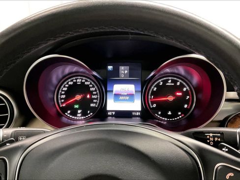 Used 2018 Mercedes-Benz C 300 Sedan image 21