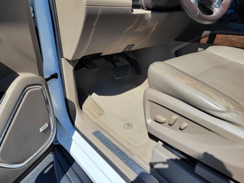 Certified 2020 Chevrolet Tahoe LT w/ RST Edition image 28