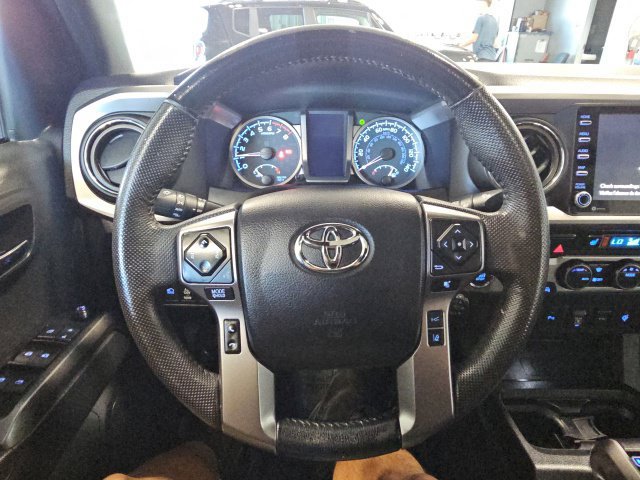 Used 2022 Toyota Tacoma Limited AWD/4WD image 20