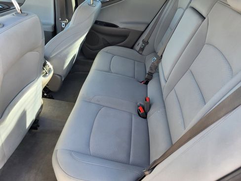 Used 2016 Chevrolet Malibu LT image 17