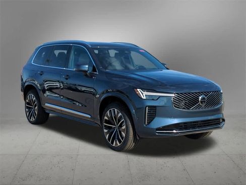 Used 2026 Volvo XC90 B6 Plus w/ Protection Package Premier image 8