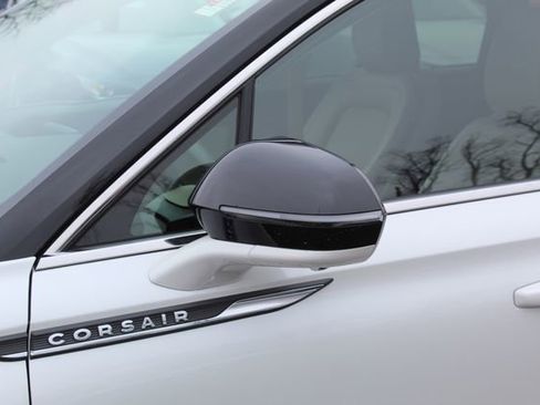 Certified 2022 Lincoln Corsair Reserve w/ Equipment Group 201A image 13