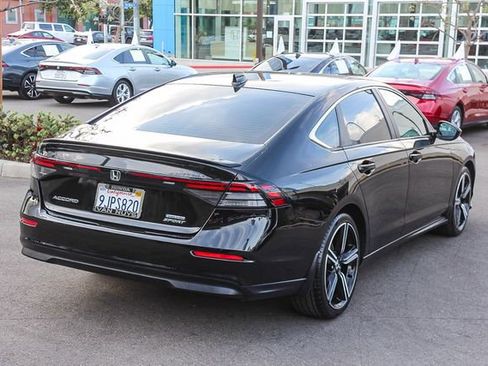 Used 2024 Honda Accord Sport image 5
