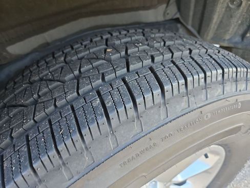 Used 2020 Toyota 4Runner SR5 image 29