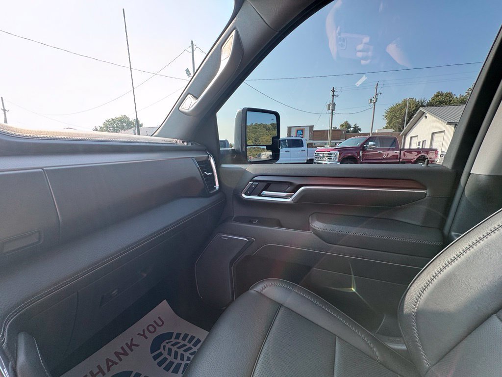 Used 2026 GMC Sierra 3500 Denali AWD/4WD image 30
