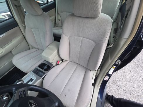 Used 2013 Subaru Outback 2.5i AWD/4WD image 11