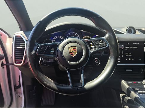 Used 2020 Porsche Cayenne AWD/4WD image 14