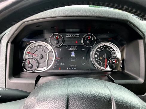 Used 2019 RAM 1500 Big Horn AWD/4WD image 18