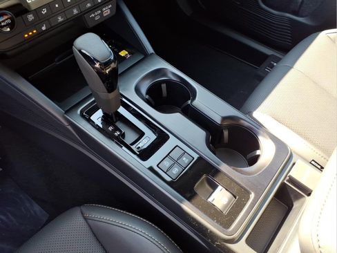 New 2026 Subaru Outback Limited image 11