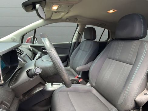 Used 2016 Chevrolet Trax LT AWD/4WD image 25