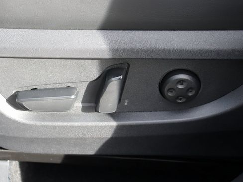 Certified 2025 INFINITI QX50 Sport image 18