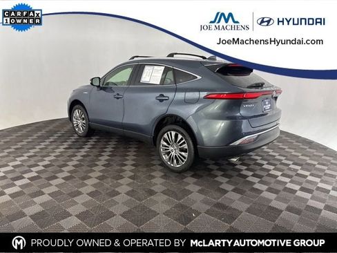 Used 2021 Toyota Venza Limited w/ Advanced Technology Package image 9