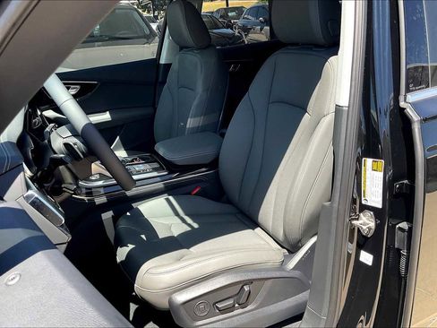 New 2025 Audi Q7 3.0T Premium Plus image 9