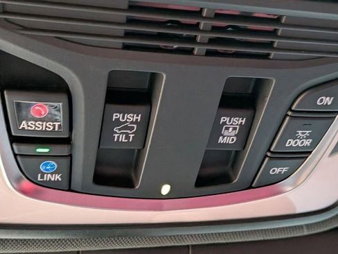 Used 2023 Acura RDX A-Spec image 24