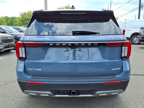 New 2026 Ford Explorer Active AWD/4WD image 5