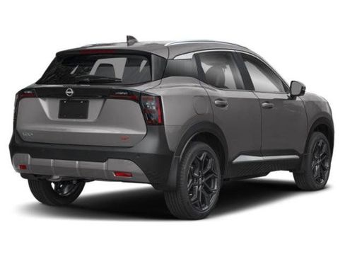 New 2026 Nissan Kicks SR FWD image 30