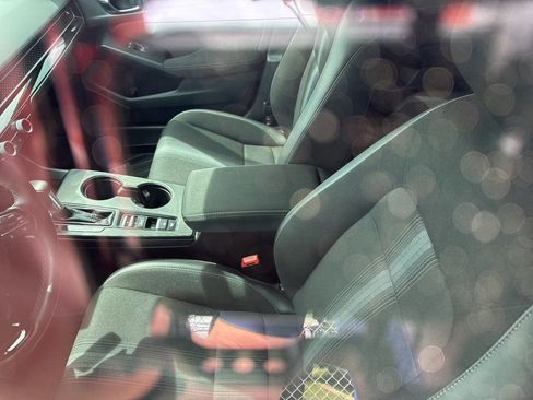 Used 2022 Honda Civic Sport image 3