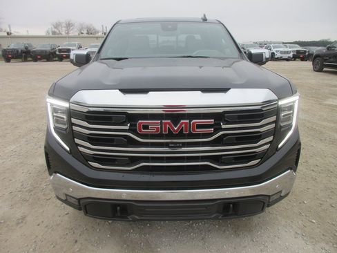 New 2026 GMC Sierra 1500 SLT w/ SLT Premium Plus Package image 12